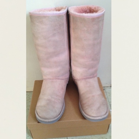 UGG Australia Women's Classic Tall-2 Pale Pink Boots 9W